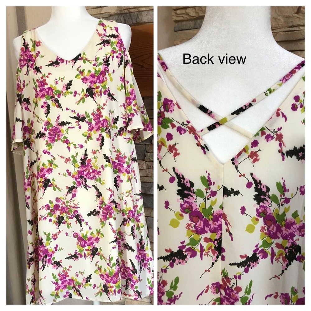 Bobeau Tropical dress L Cold Shoulder flutter Sleeves Ivory/Pink Knee Length NWT